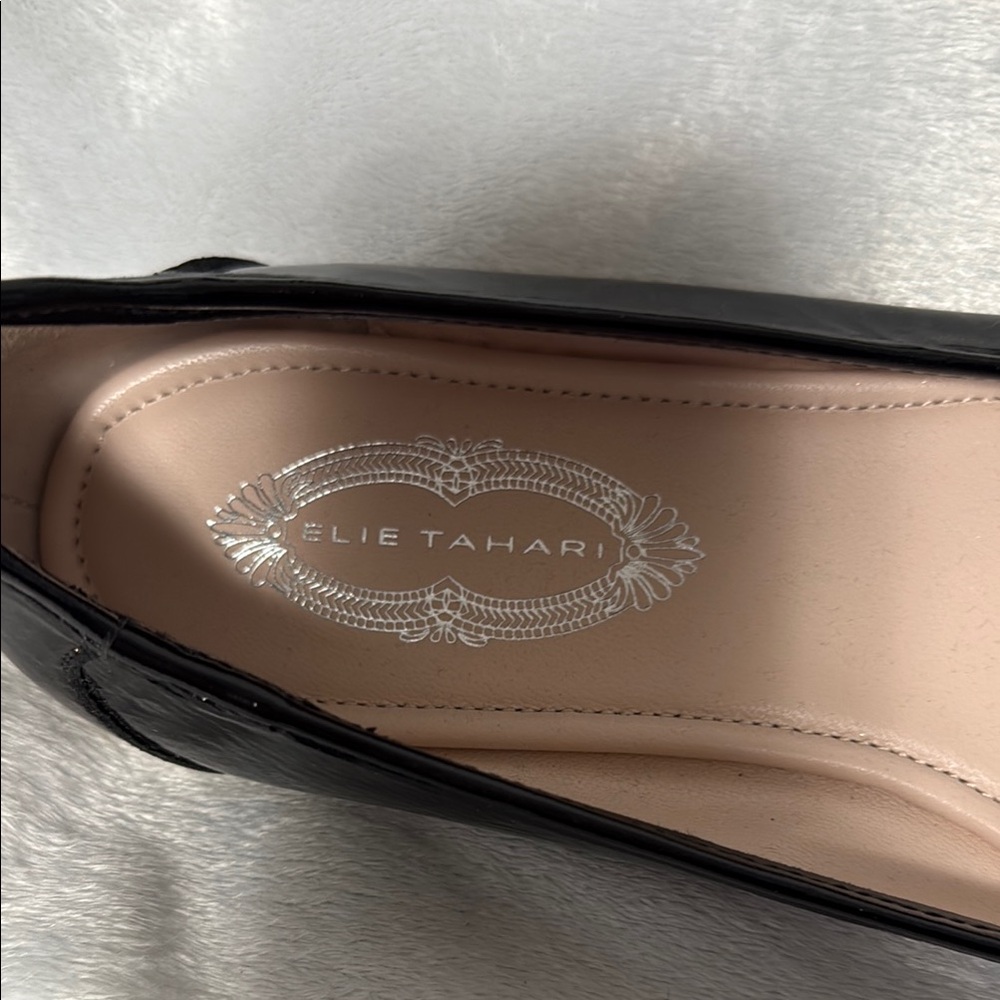NWOT Elie Tahari Elegant Black Patent Leather Ballet Flats - Picture 2 of 6